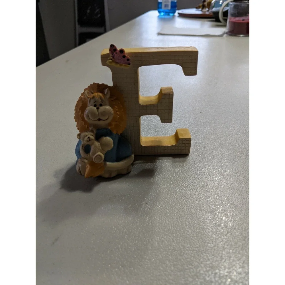 Cracker Barrel Cherished Beginnings Letter E Lion Animal Figurine Replacement